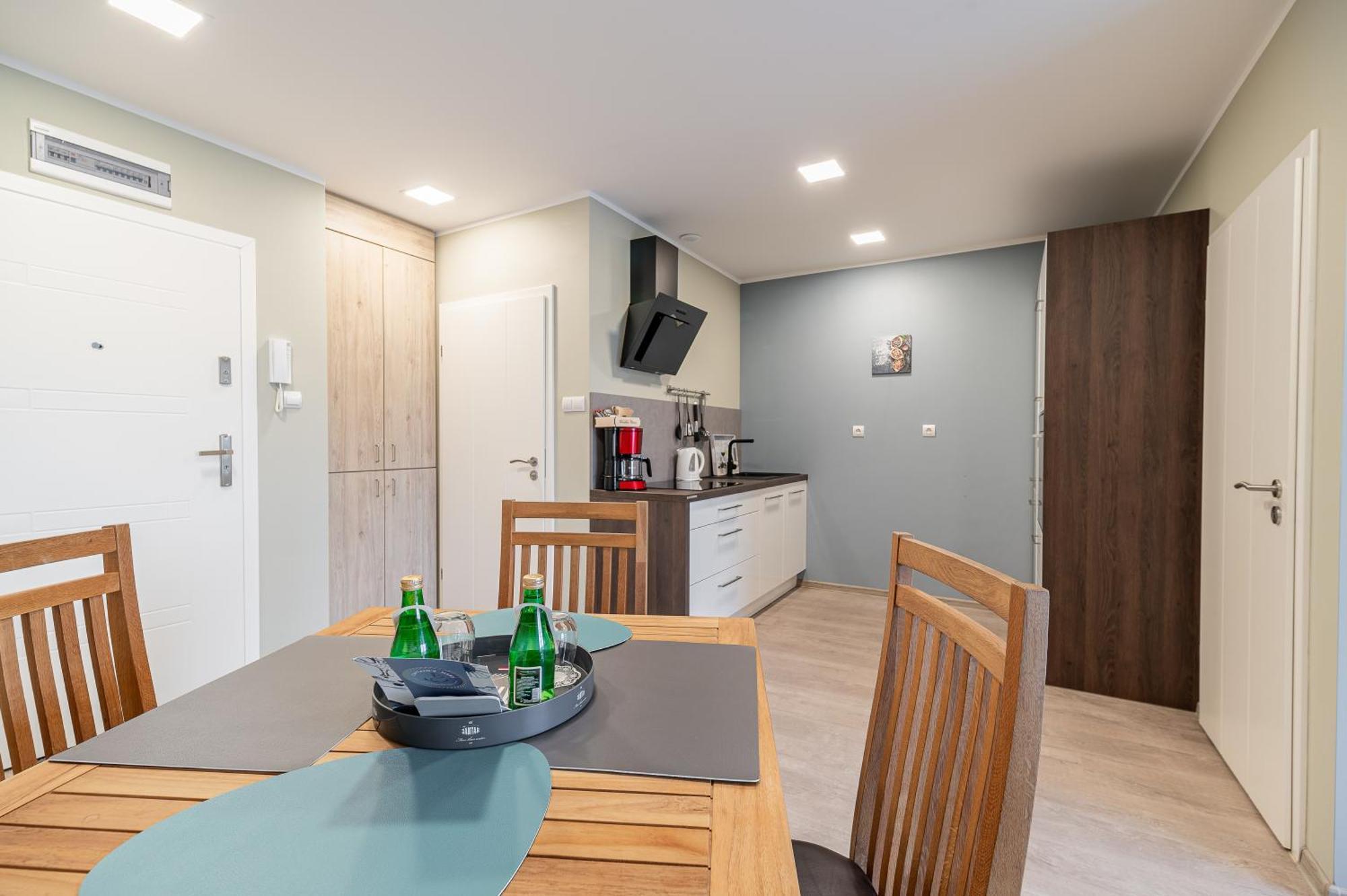 Horyzont Apartamenty - Kapitanski Mostek- Blisko Portu- Sniadania Kołobrzeg Esterno foto